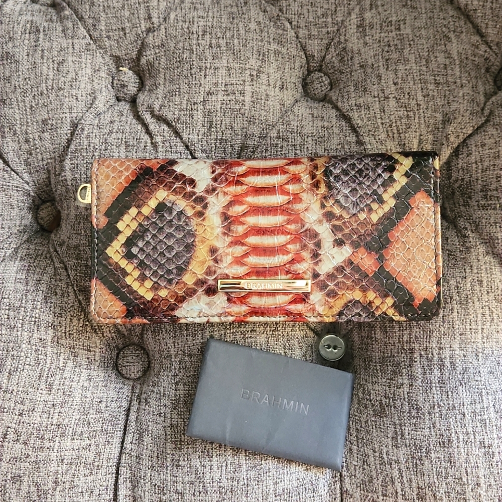 Brahmin Wallet